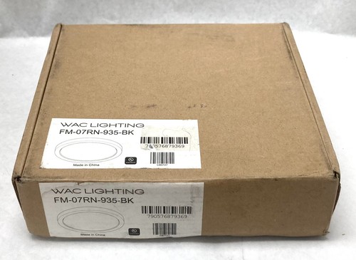 QTY(4) WAC Lighting Round Light 7" 3500K Flush Mount, BK/Trans - FM-07RN-935-BK - Picture 3 of 4