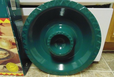 NEW FIESTA CLAY POTTERY GREEN INTERIOR CHIP  & DIP BOWL SERVING PLATTER 13  Dia.