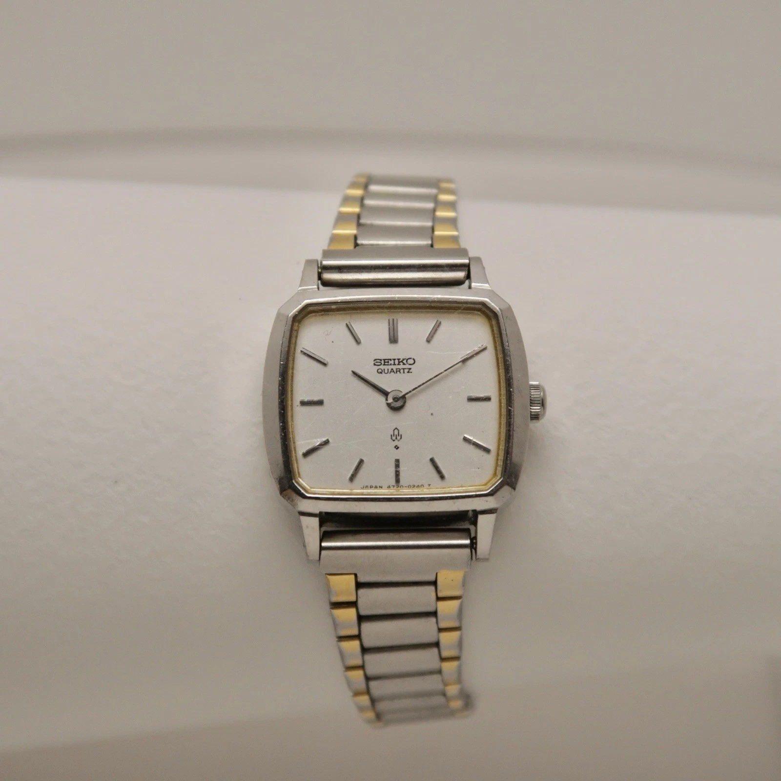 SEIKO 4720-5020 Silver Tone Analog Quartz Vintage Watch W171 *SOLD AS IS