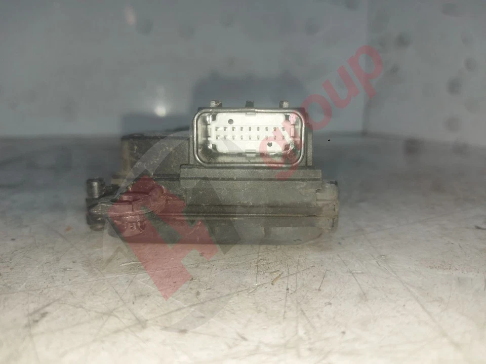 (14-22) JAGUAR & RANGE ROVER - ADAPTIVE CRUISE CONTROL MODULE FPLA9G768AC - Image 2 of 4