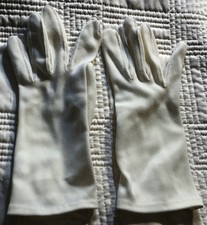 Vintage Mid Century White/Off White Stretch Nylon Gloves One Size