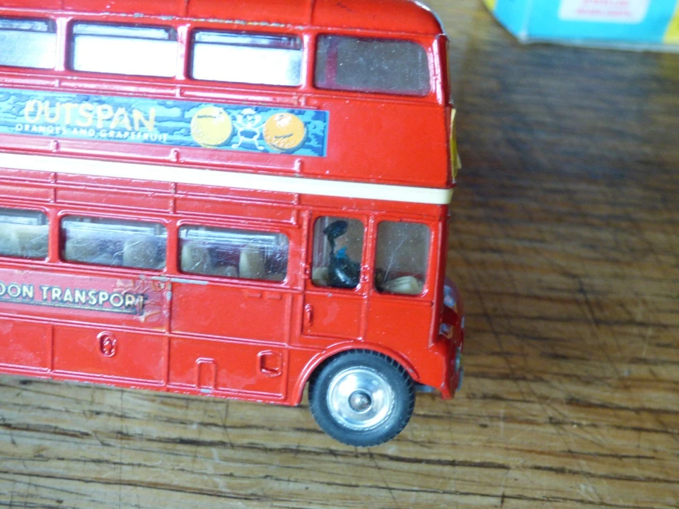 CORGY TOYS London routemaster bus 468 en boite - Photo 3/4