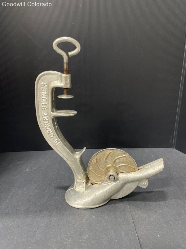 Enterprise 16 Cherry Stoner Cast Iron Fruit Pitter Hand Crank Kitchen Tool