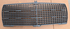 Nos Mercedes W201 Aftermarket Grille Insert 190e 190d 2018880023 Nos Mercedes W201 Aftermarket Grille Insert 190e 190d 2018880023