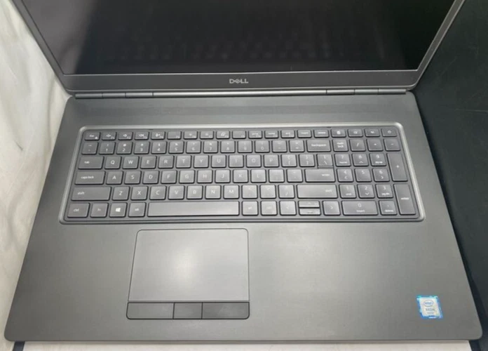 Dell Precision 7750 17.3" Intel Xeon W-1085M @2.80GHz 32GB RAM 1TB SSD Foto 3 de 4