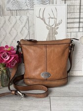 Bellissima borsa a tracolla Fossil Maddox in pelle marrone chiaro