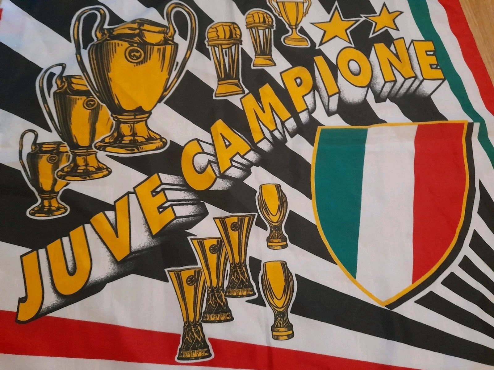 Foto 2 di 2