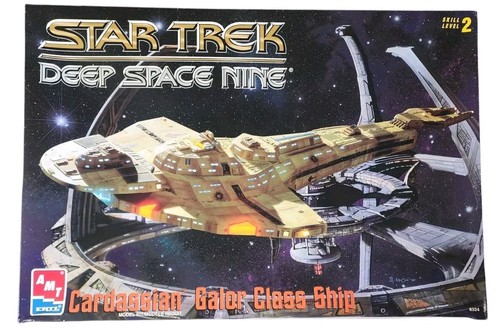 AMT ERTL Star Trek Deep Space Nine Cardassian Galor Class Ship Model Kit