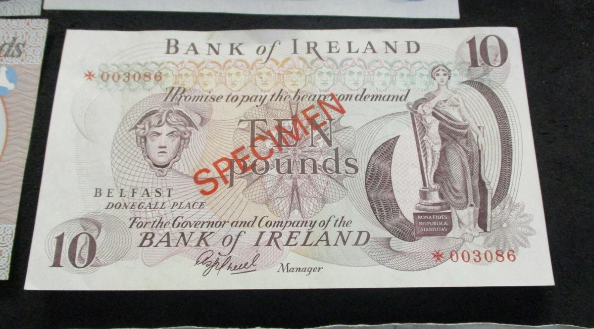 IRELAND・SPECIMEN・1・5・10・100￡紙幣 IRELAND・SPECIMEN・1・5・10・100￡紙幣