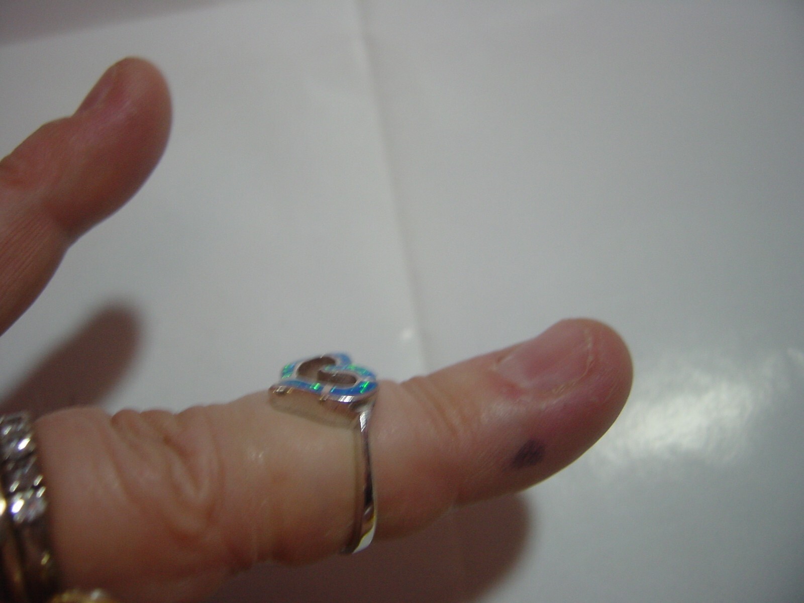 Vintage Solid Silver HEART SHAPED Ring -Stunning … - image 6