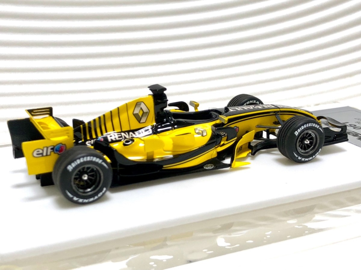 1/18 ルノー R26 アロンソ 2006 タバコカスタム 1/18 ルノー R26 アロンソ 2006 タバコカスタム - メルカリ