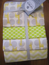 New NWT Carter Polka Dot Giraffe 4 Pk Receiving Flannel Cotton Blanket Set