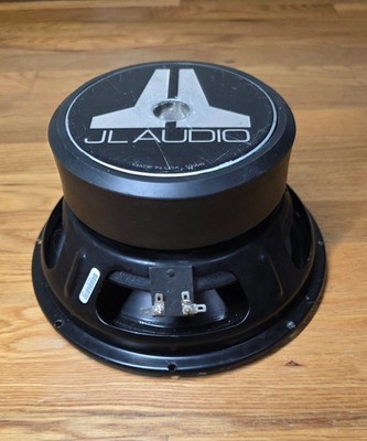JL Audio 10'' W6 v1 Old School Subwoofer. (READ)