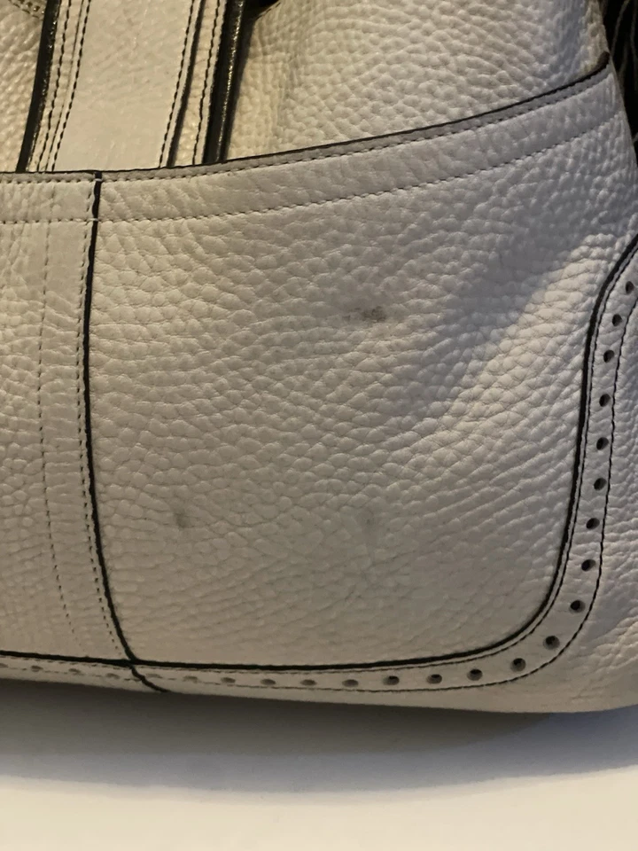 Vintage Coach Hamptons Hobo Shoulder Bag Purse Handbag White Leather - Image 4 of 4