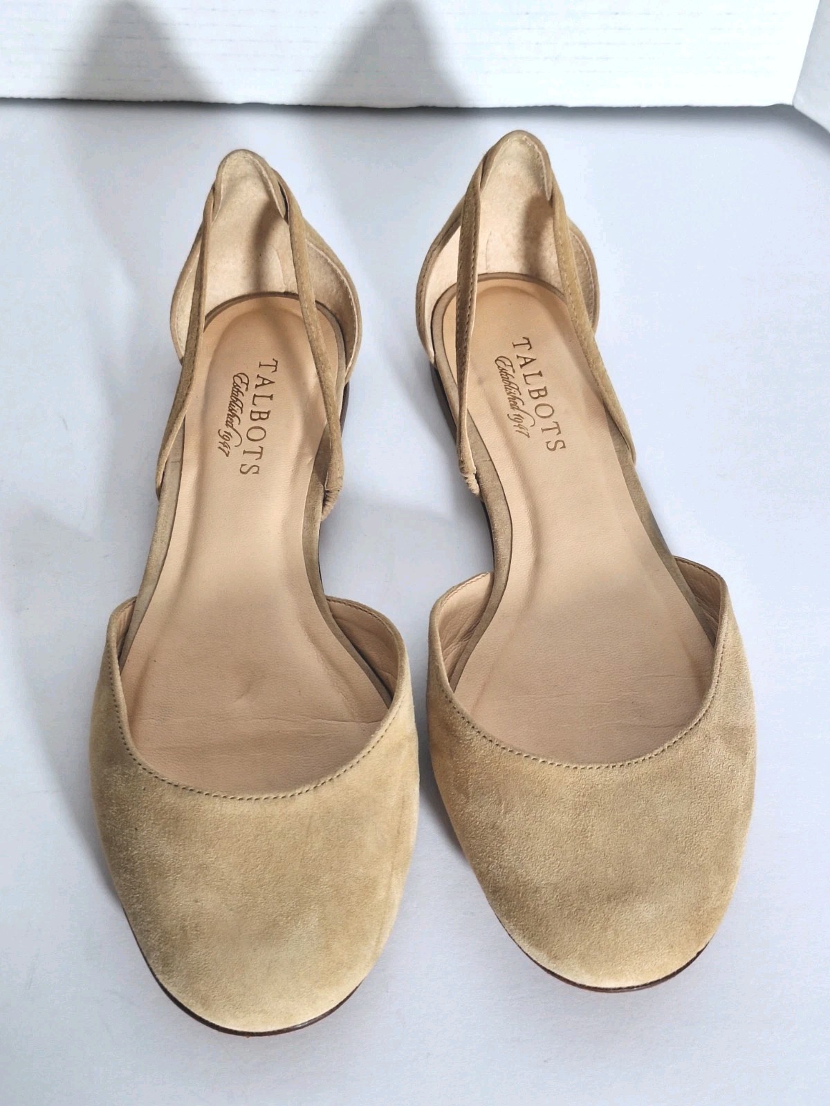 Talbots Flats Womens Sz 8B Suede Leather Casual Round Toe Classic Casual Neutral-image