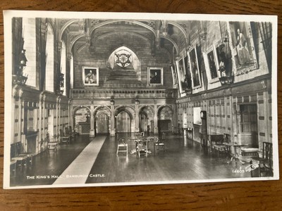 Antike Postkarte The King s Hall Bamburgh Castle (Walter Scott, Bradford) 