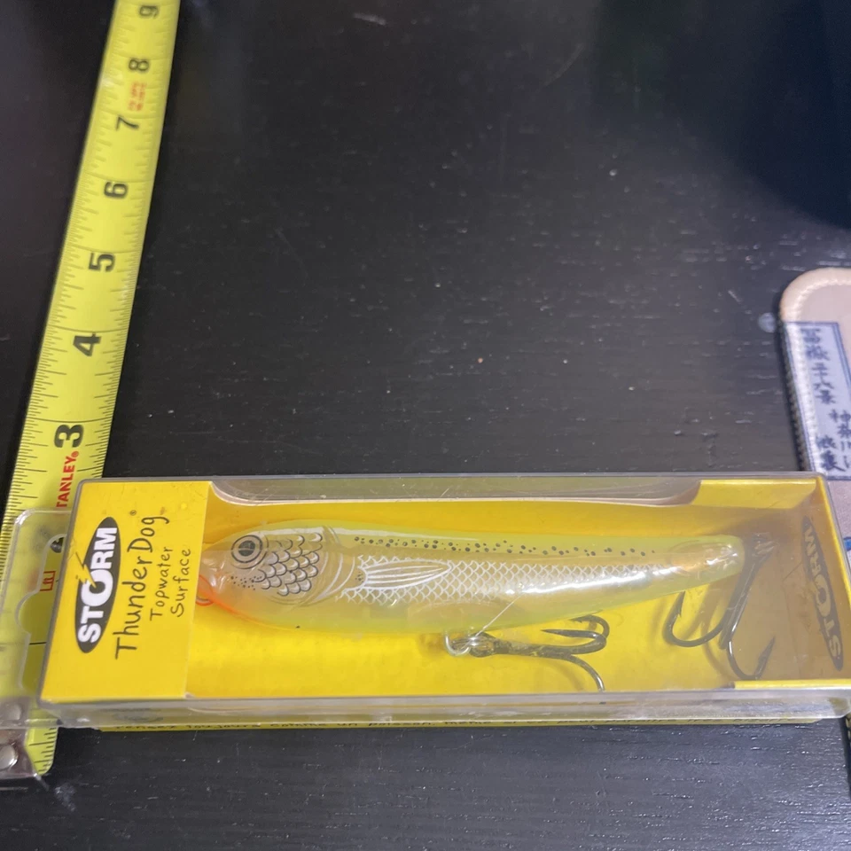 Señuelos de tormenta Thunderdog señuelo de pesca TDG11 515 Phantom Chartreuse Topwater 5" nuevo en caja Foto 2 de 4