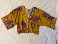 Flying Tomato Floral Kimono Sleeve Crop Top Mustard Yellow Elastic Waist. Size M