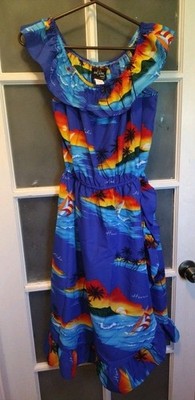 Casualwear Dress Made In Hawaii Women s Hawaiian Dress Size Large STYLE 504 Vtg
