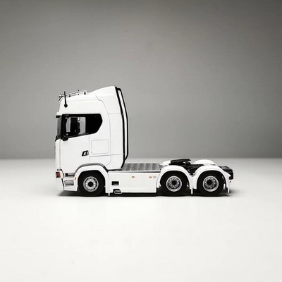 MASDI 1/64 Scale SCANIA 770S Truck Tractor White Diecast Model Toy