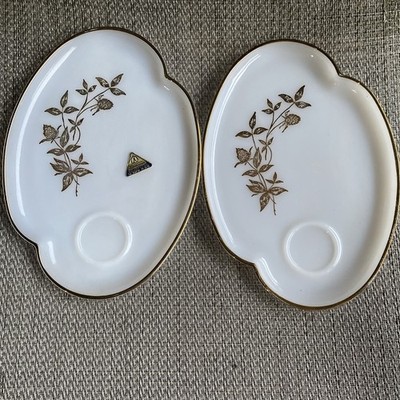 Federal Glass Gold Clover Snack Tray Plates Milk Glass Cup Holder Set Marked