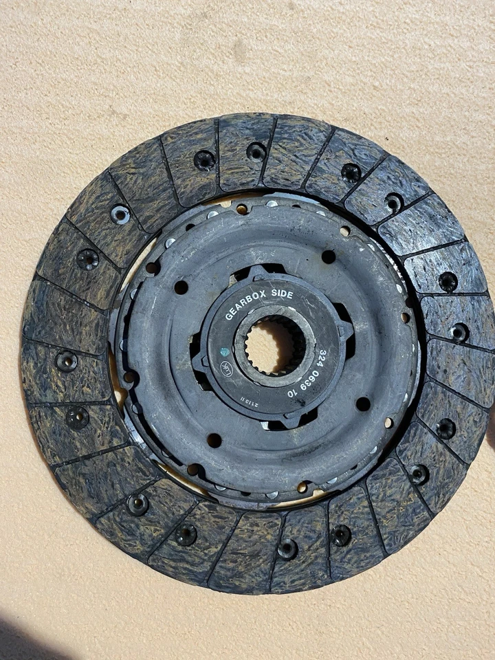 Frizione BMW 320d E90 E91 E92 N47d20a - Immagine 2 di 4