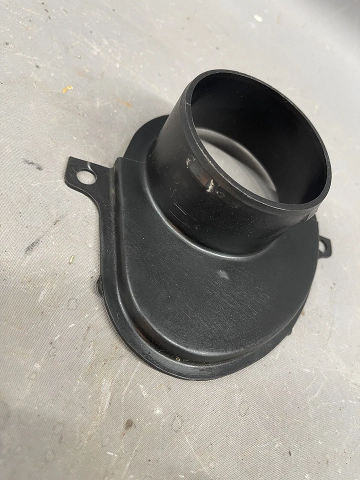 1971-1979 Cadillac Fleetwood Deville 7.0 Air Cleaner Breather Tube 472 500 425 - Image 2 of 4