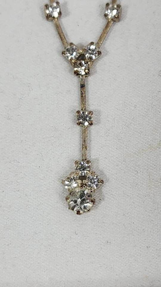 Collar de Colección Claire's Plateado Imitación Diamante 18" con Pendientes Colgantes a Juego Foto 3 de 4