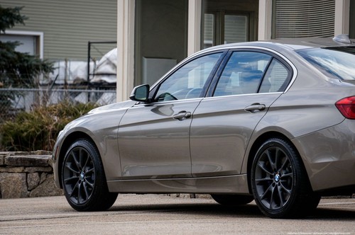 2017 BMW 3-Series xDrive - Picture 20 of 40