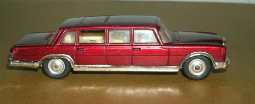 1/50 Scale 1960s Mercedes-Benz 600 W100 Pullman Limo Diecast Car 4.75" Corgi 247 - Picture 3 of 8