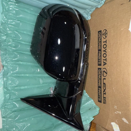 2022-2025 Toyota Tundra  Left Side Mirror ,W/ Camera / Heated/Auto Dimming, Used