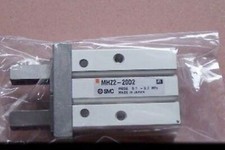 1PC New SMC MHZ2-20D2 Cylinder MHZ220D2 Free Shipping 