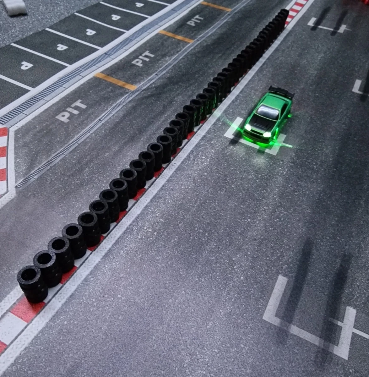 Reifenstapel Schwarz Streckenbegrenzung 1:76 10er Set für Turbo Racing