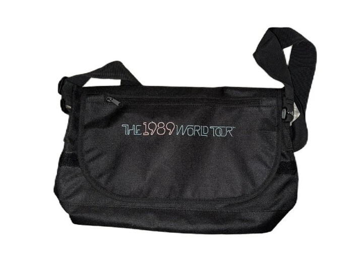Taylor Swift 1989 World Tour Black Shoulder Tote Messenger Taylor Swift 1989 World Tour Black Shoulder Tote Messenger