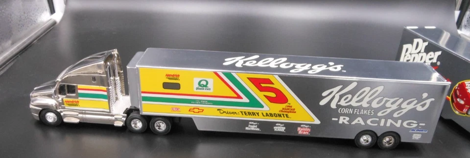 LOT OF 2: Racing Champions 1:64 Transporter Car Trailer Chrome Finish 1998-1999 - Image 2 of 4