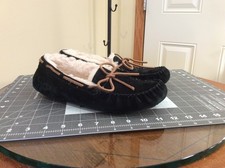 UGG Slippers Womens Size 9 Black Dakota Moccasin Shearling Suede Fur Lined