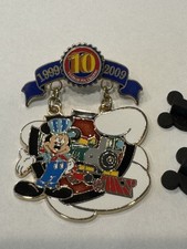 Disney WDW Transportation Vehicles Mickey Pin Trading Dangle LE Pin 76391