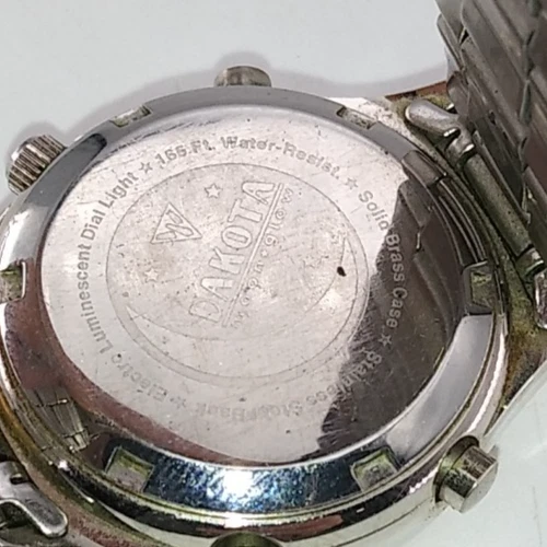 Reloj Dakota Moon Glow Sting Ray 165 ft cromo tono dorado SIN PROBAR necesita batería Foto 4 de 4