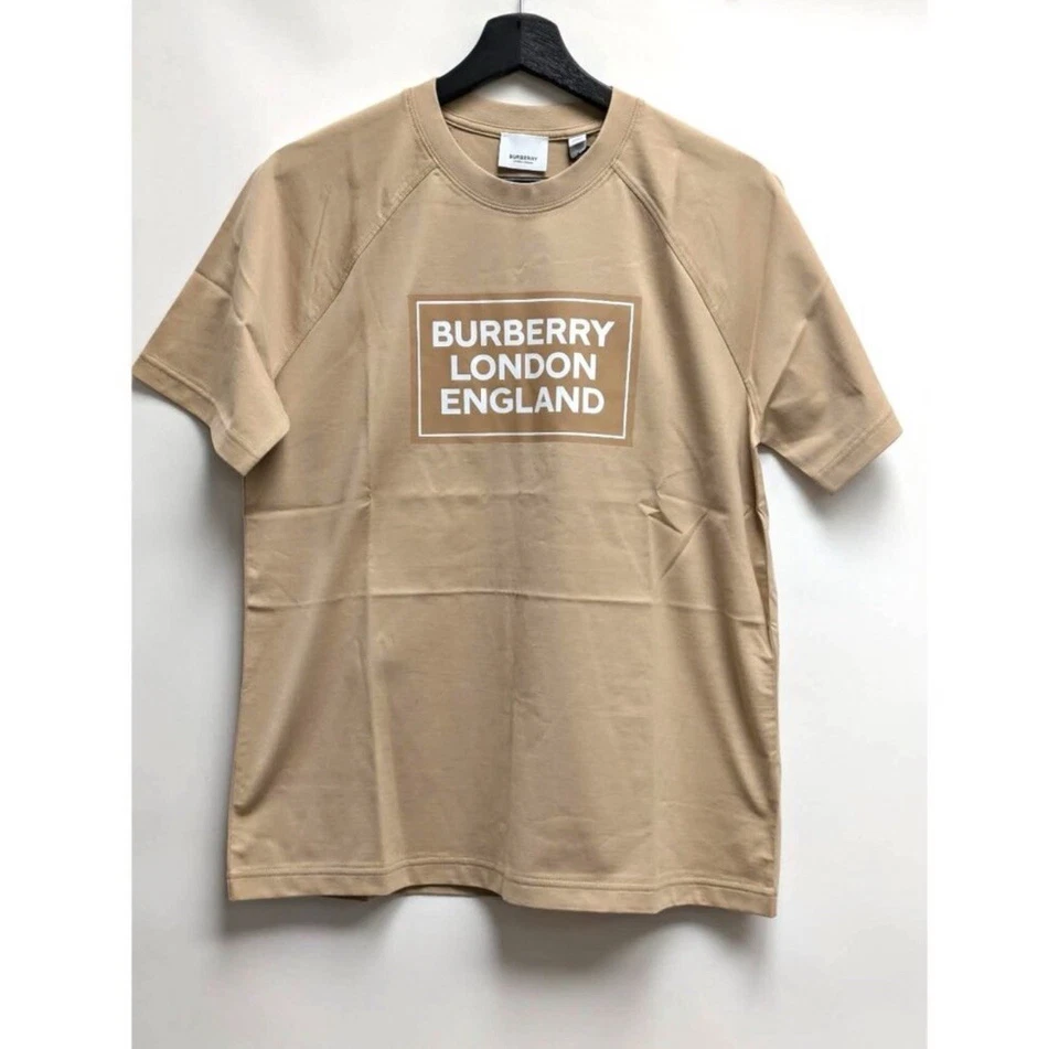 Camiseta Burberry Feminina Margot Logotipo Caixa Macia Castanho Tamanho Pequeno $480 Novo com etiquetas - Imagem 2 de 4