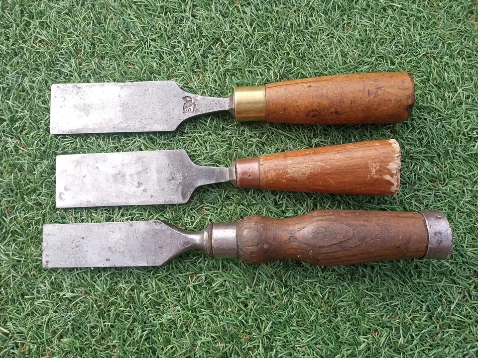 Vintage I Sorby Firmer Chisels x 3. Cast Steel Sheffield. 1 1/2 x 2 and 1 1/4 - Image 3 of 4