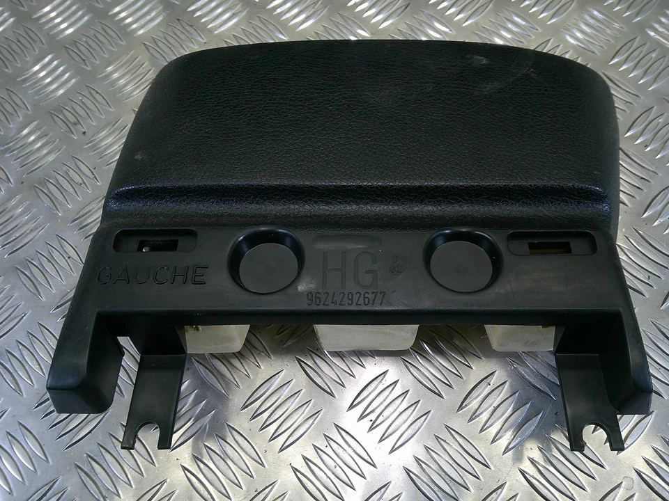 PEUGEOT 106 DOOR PANEL/CARD (FRONT PASSENGER/LEFT SIDE) 3 DOOR 1996-2004 - Image 2 of 4