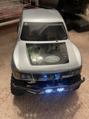 Axial SCX10 Trail Honcho Rock Crawler RC Shelf Queen - Picture 2 of 9