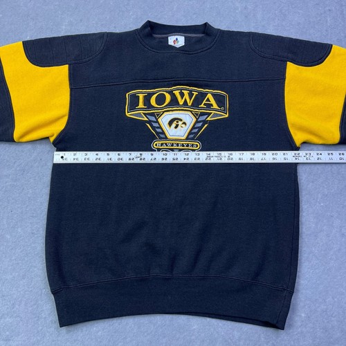 VTG Iowa Hawkeyes Sweatshirt Men's M Midwest Embroidered Elbow Patch Pullover - Picture 6 of 12