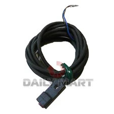 New In Box PANASONIC SUNX GXL-8F Proximity Sensor