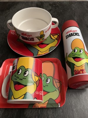 Kellogg s Smacks 5 teiliges Set - Neu