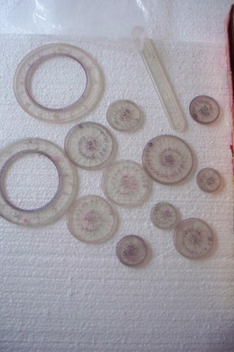 Vintage 1969 Super Spirograph by Kenner No. 2400 Missing Parts - Picture 11 of 12