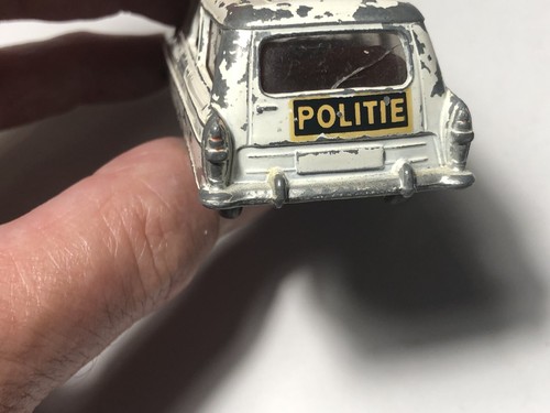4 INCH 1960 Ford Zephyr Corgi #419 DUTCH ISSUE POLICE - POLITIE- 1/43 Range USED - Picture 7 of 8