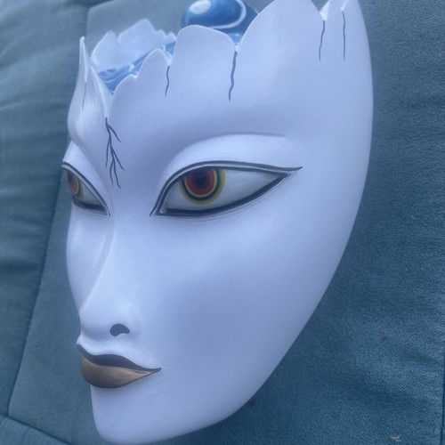 Bali Holz Fantasy Maske geschnitzt & signiert von Maskenmeisterin Ida Bagus Anom Suryawan - Bild 4 von 12