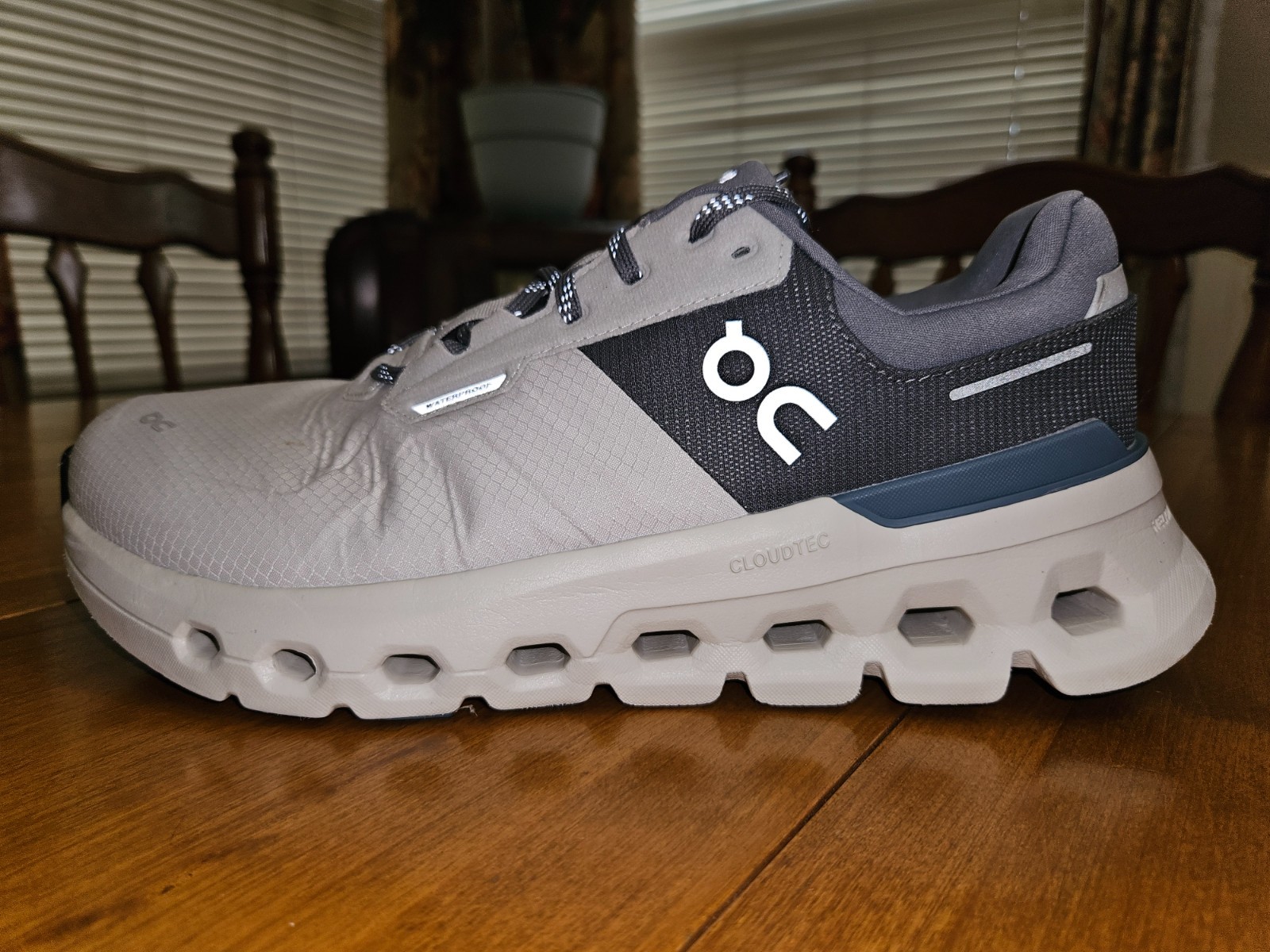 On Cloud Cloudrunner 2 Waterproof Sneakers Runnin… - image 3