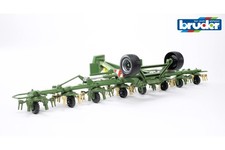 Bruder Krone Trailed Rotary Tedder KWT 8.82 w/ Running Gear Childrens Toy Model